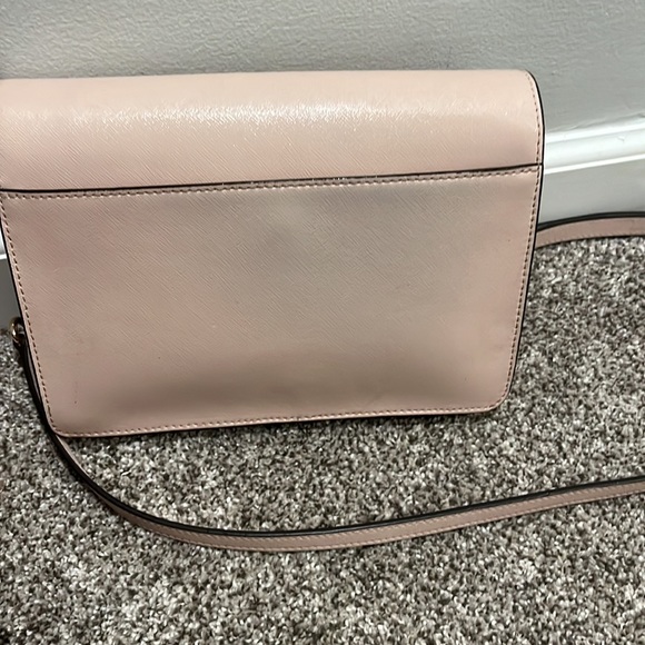 Used - Picture 2 of 6